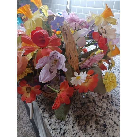 Beautiful Handmade Floral Basket - Picture 12 of 12